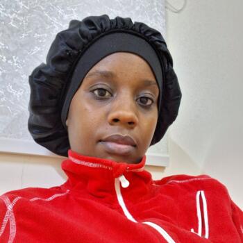 Nanny in Najrān: Veronicah