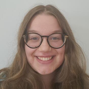 Babysitter in Covilha: Gabriela