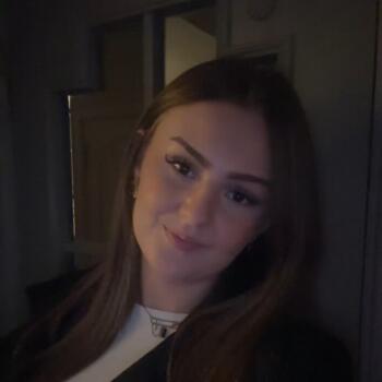 Babysitter in Sambreville: Malou