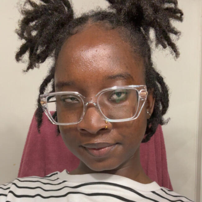 Babysitter in Orléans: Bintou
