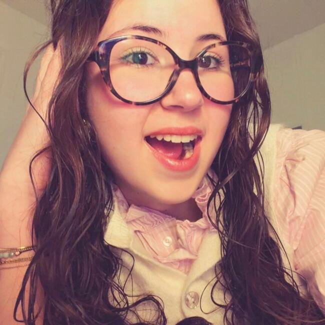 Babysitter in Rouen: Manon