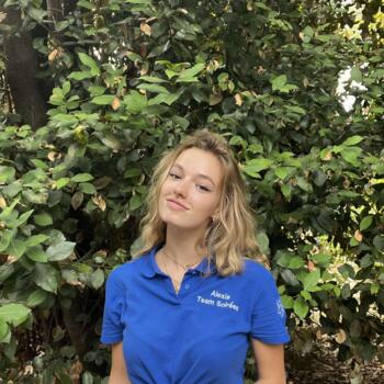 Babysitter in Montreal: Alexia