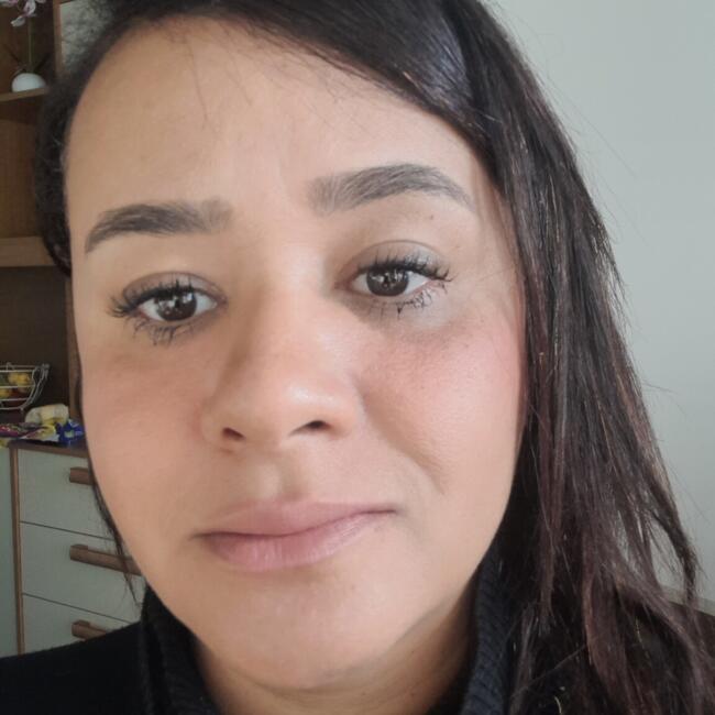 Babysitter in Atibaia: Mari