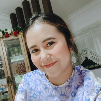 Singapore Island的保母: Siti Nurkhairiah