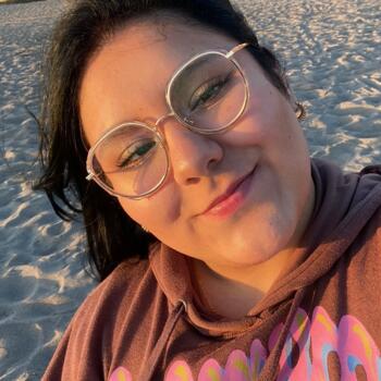 Babysitter in San Esteban: Mhia