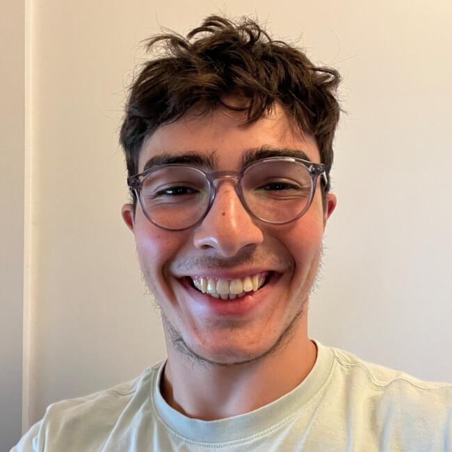 Babysitter in Montreuil: Merlin