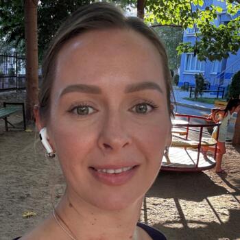 Job de babysitting în Chișinău: job de babysitting Яна