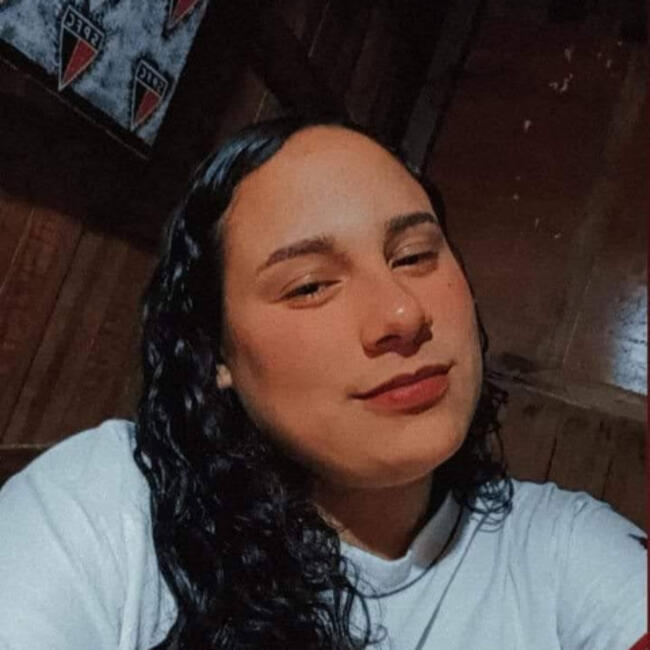 Babysitter in Mongaguá: Nicolly