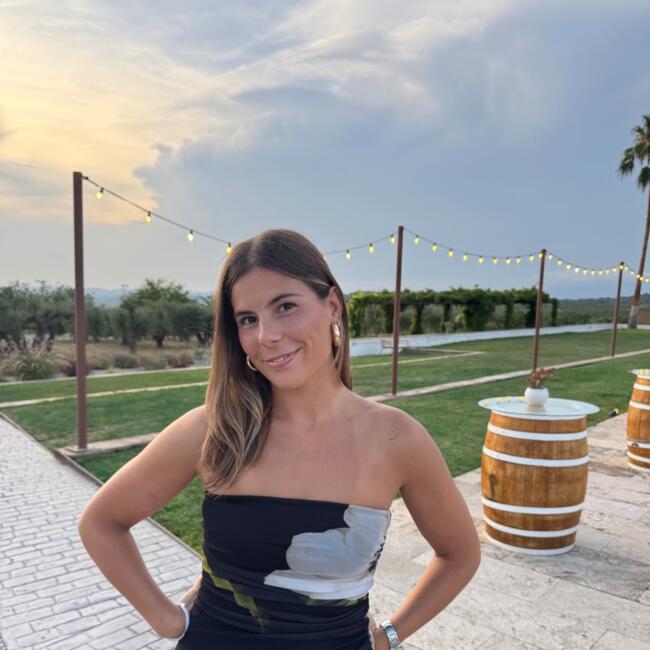 Baby-sitter in Whistler: Gemma