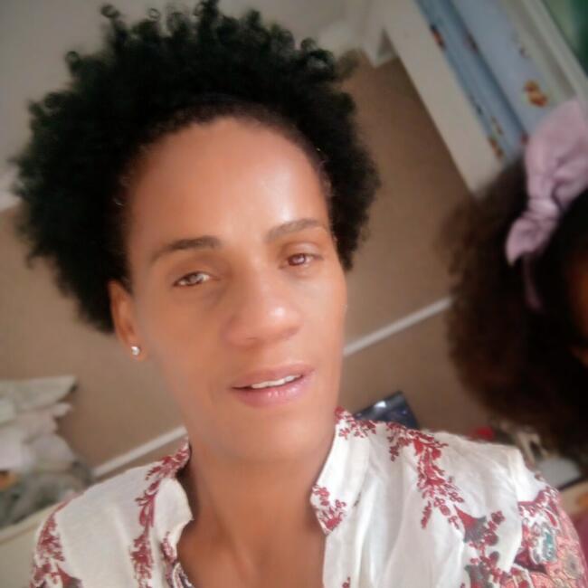 Babysitting job in Porto Belo: Renata Cristina