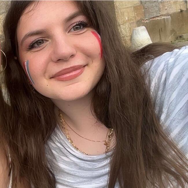 Babysitter in Besançon: Camille