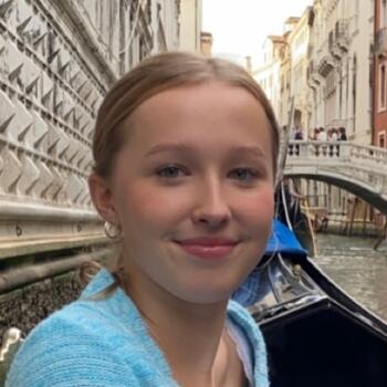 Babysitter in London: Sophia