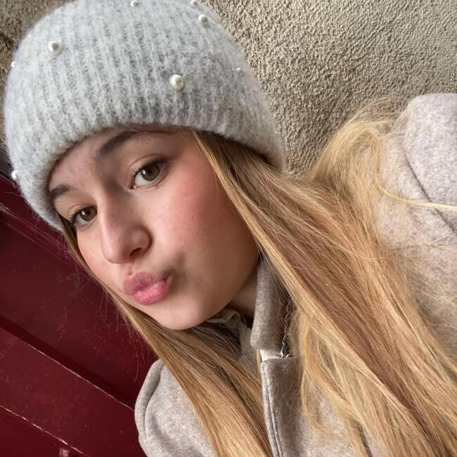 Canguro en Palafrugell: Maia