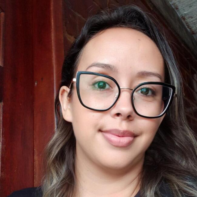 Babá em Sao Jose do Rio Preto: Adriana