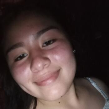 Niñera en Yerba Buena: Flor