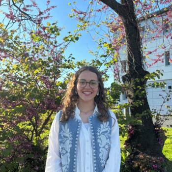 Babysitter in Liré: Lily