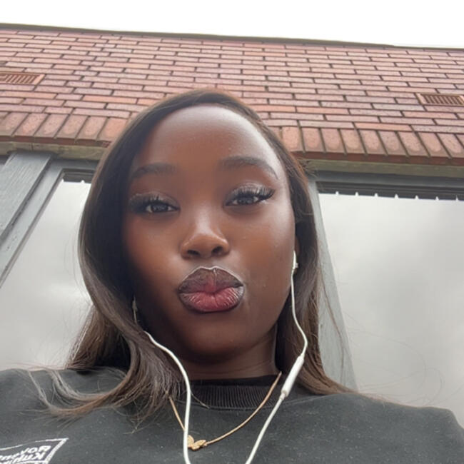 Babysitter in Guildford: Petra