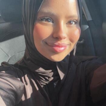 Babysitter in Schaarbeek: Suhaila