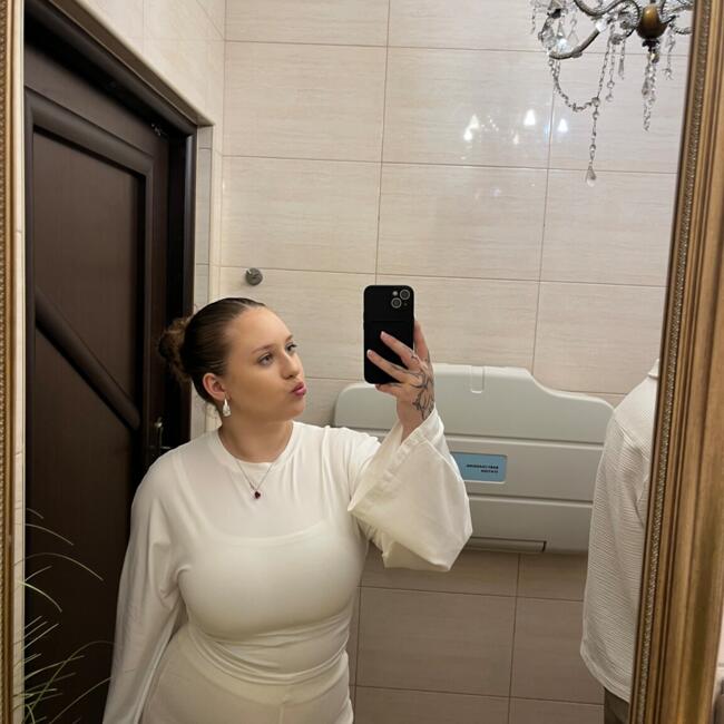 Babysitter in Białaczów: Wiktoria