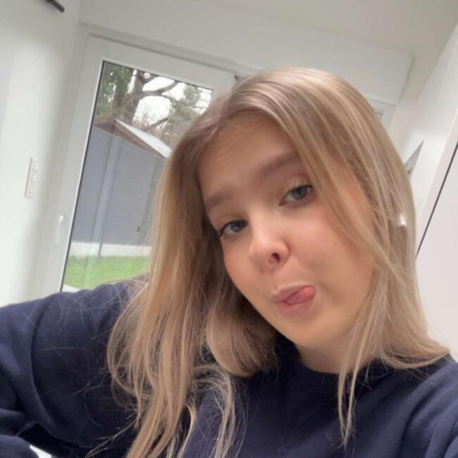 Babysitter in Mouscron: LENA