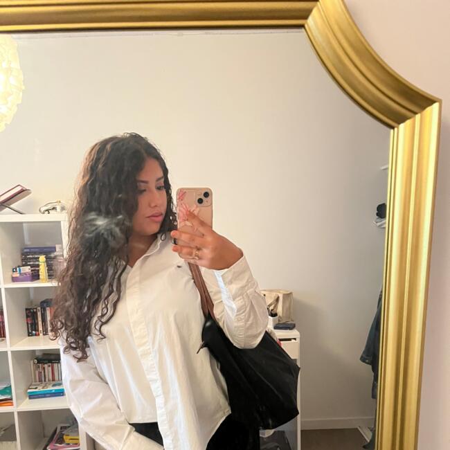 Babysitter in Créteil: Aya