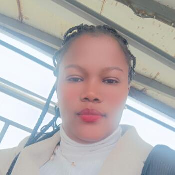 Babysitter in Badalona: Candy