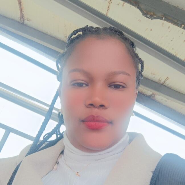 Babysitter in Badalona: Candy