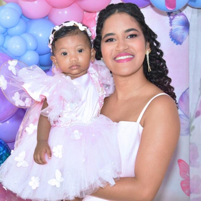 Babá em Recife: Lays