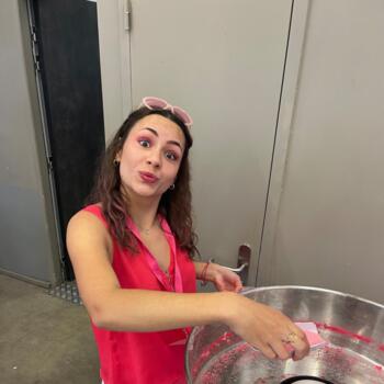 Babysitter in Villefranche-sur-Saône: Chloé