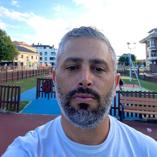 Trabajo de canguro en Baiona: Manuel