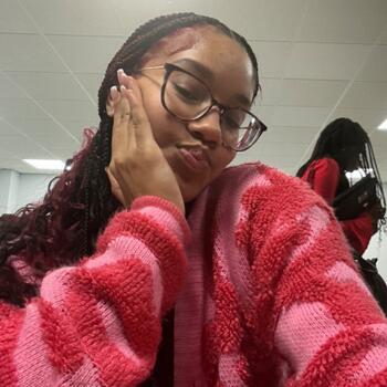 Babysitter in London: Chenille