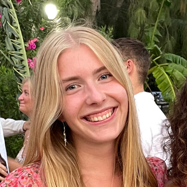 Babysitter in Aarhus: Cecilie H