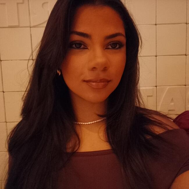 Babysitter in Volta Redonda: Ana
