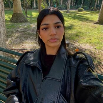 Babysitter Nîmes: Angelina