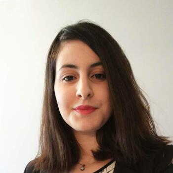 Babysitter in Paris: Katia