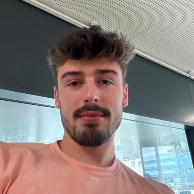 Babysitter in Wien: Elias