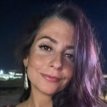 Babysitter in Luz (Lagos): Ana