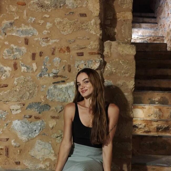 Babysitter in Nea Makri: Παυλινα