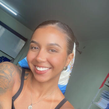 Babysitter in São Gonçalo (São Gonçalo): Karoline
