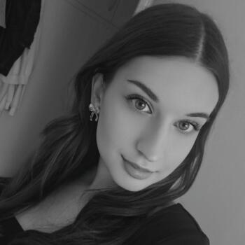 Babysitter Debrecen: Lea