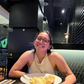 Babysitter in Toronto: Valentina Antuanet