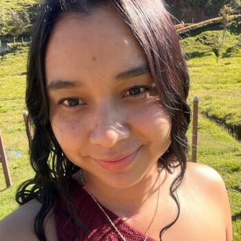Trabajo para niñera en Medellín: trabajo de niñera Melisa