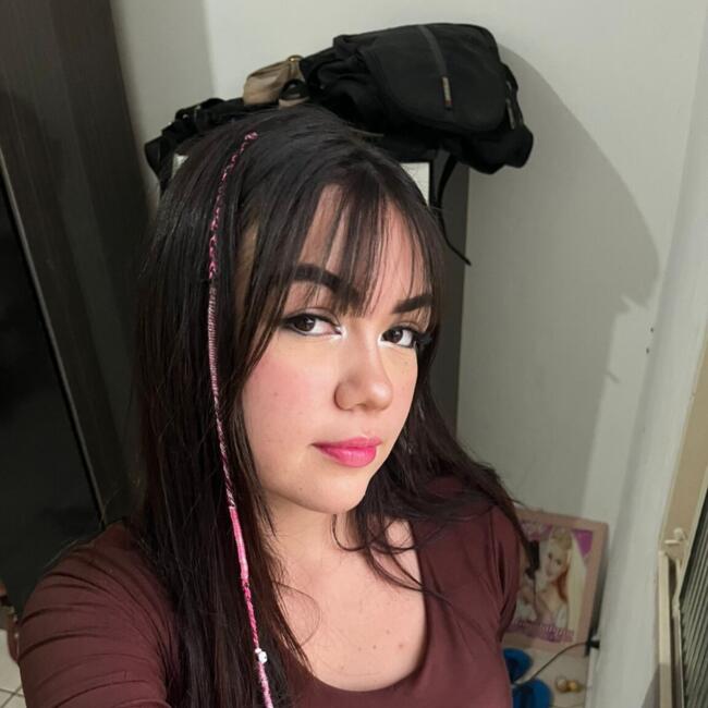 Babysitter in Taubaté: Larissa