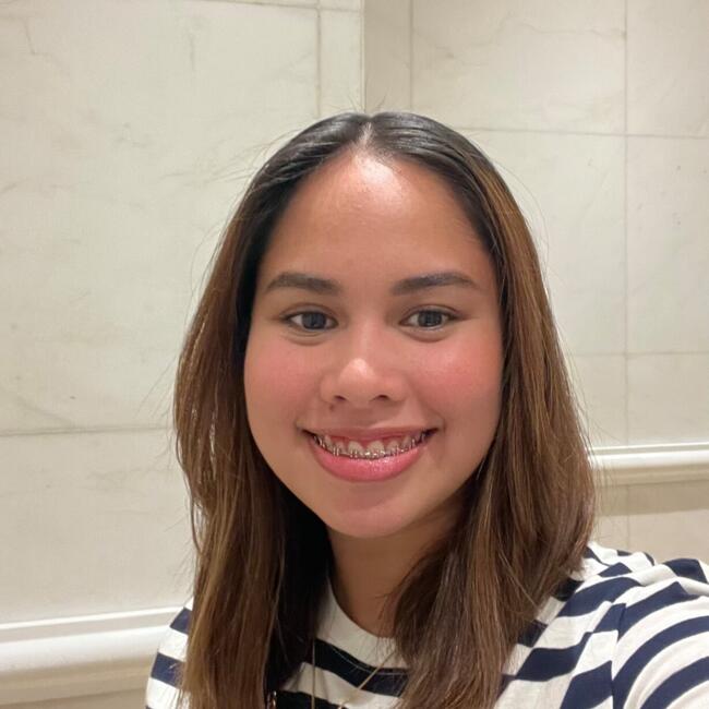 Babysitter in Caloocan City: Gwyneth Amber Cawaling