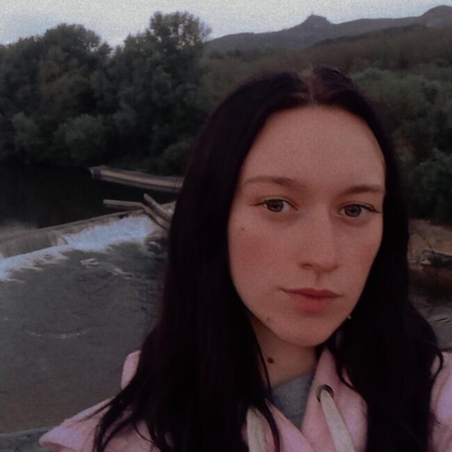 Babysitter in Xivry-Circourt: Cassandra