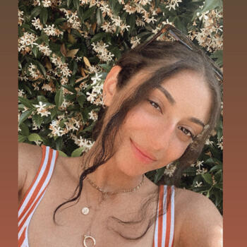 Babysitter in Nantes: Amandine