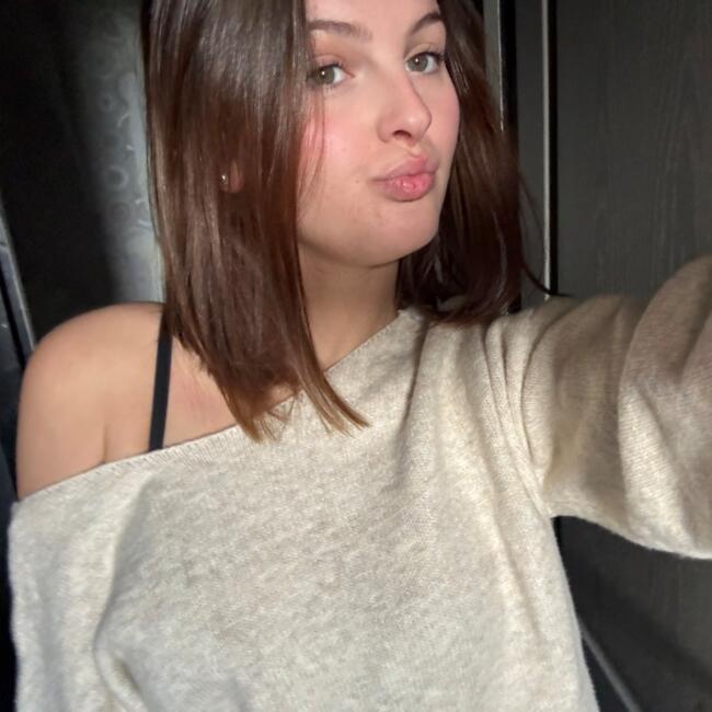 Babysitter in Mézières-lez-Cléry: Kathleen