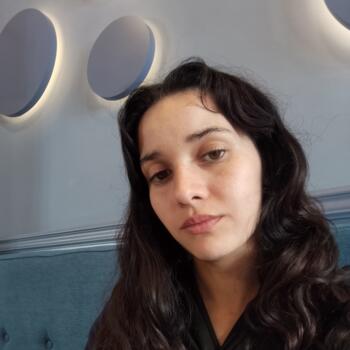 Niñera en La Plata: Iara