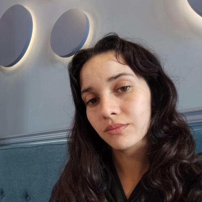 Niñera en La Plata: Iara