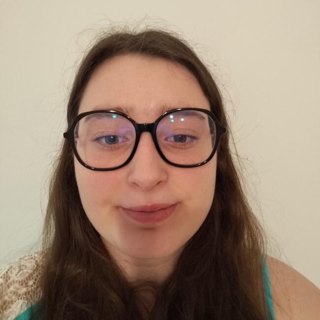 Babysitter in Bolbec: Cléo